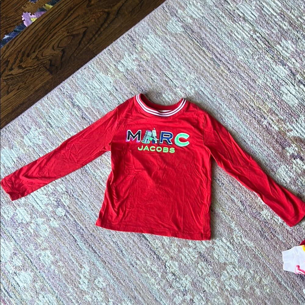 Marc Jacobs Red Long Sleeve Tee Vibrant Graphic Design